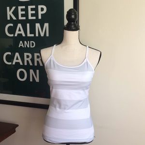 Old navy active tank